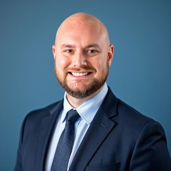 resume profile picture