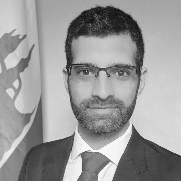 resume profile picture