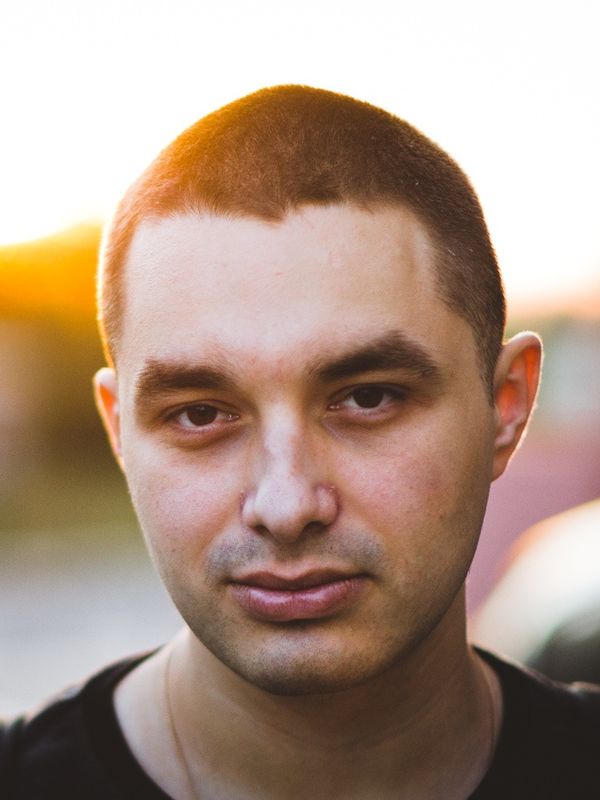 resume profile picture