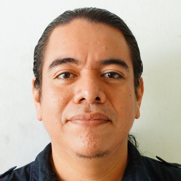 resume profile picture