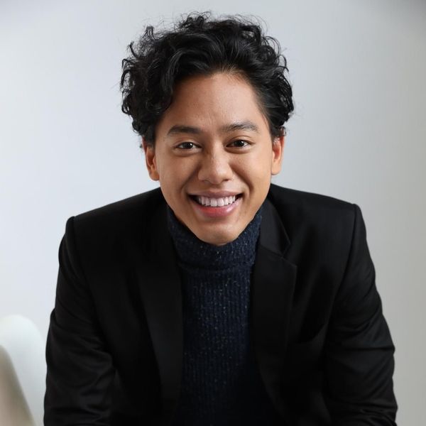 resume profile picture