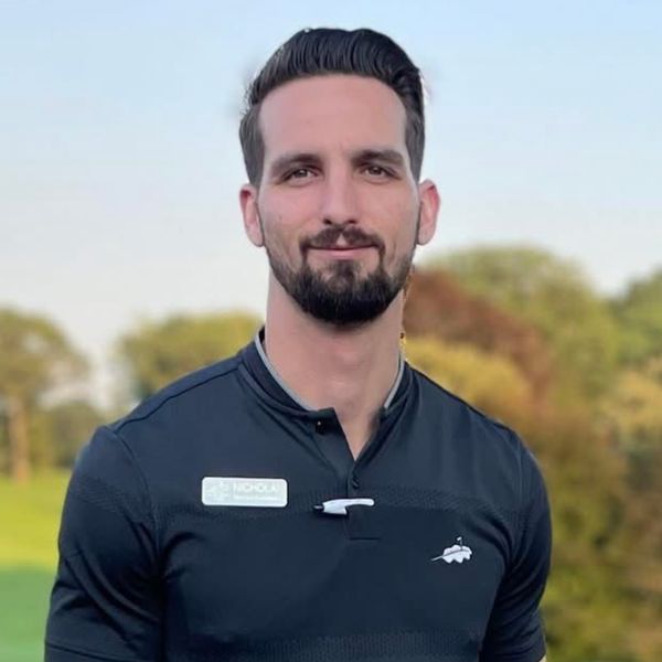 resume profile picture