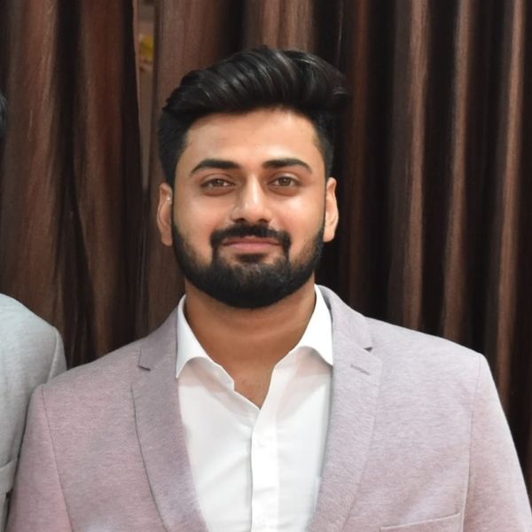 resume profile picture