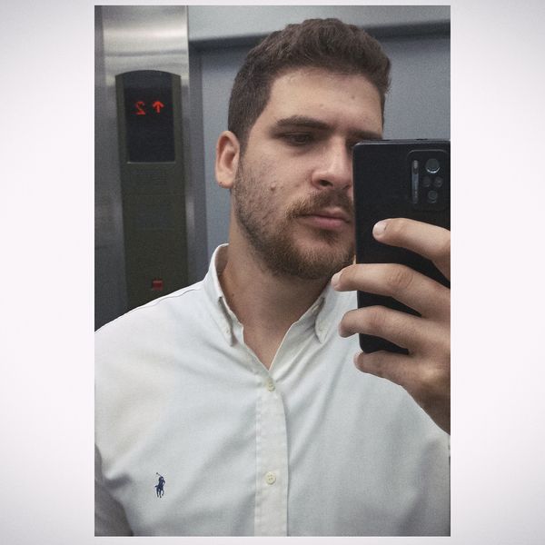 resume profile picture