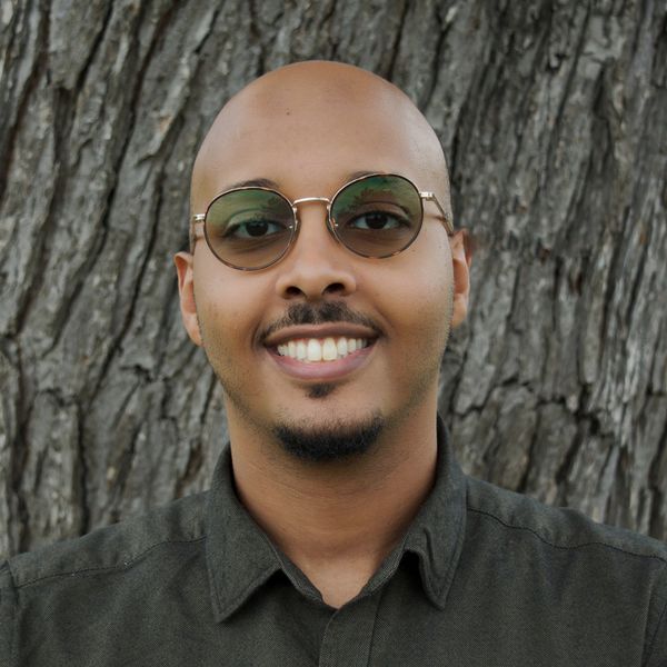 resume profile picture