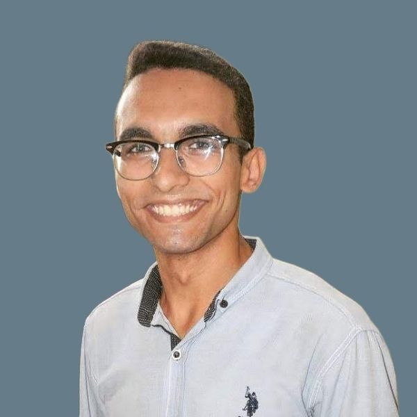 resume profile picture