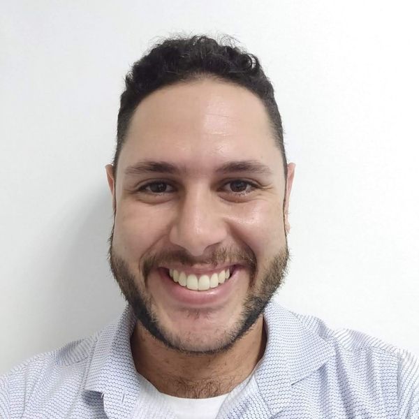 resume profile picture