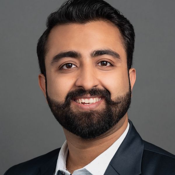 resume profile picture