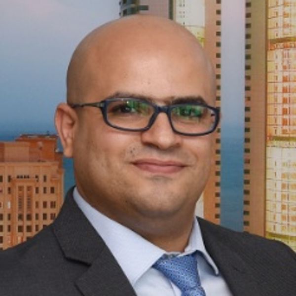 resume profile picture