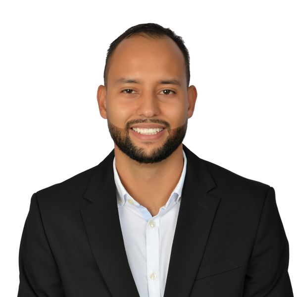 resume profile picture