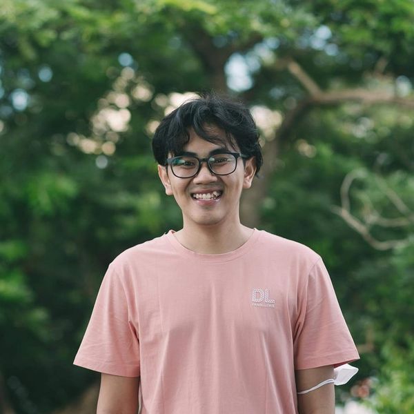 resume profile picture